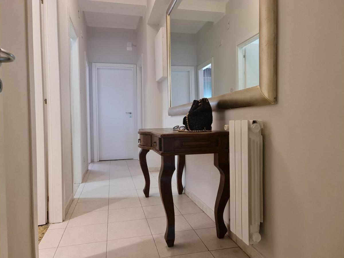 Lc Gramsci Guest House Self Check-In Pisa Exteriör bild
